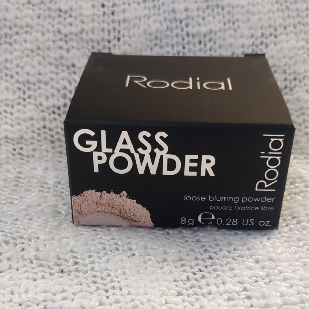 Rodial Glass Powder, 8g/0.28oz - Picture 5 of 10